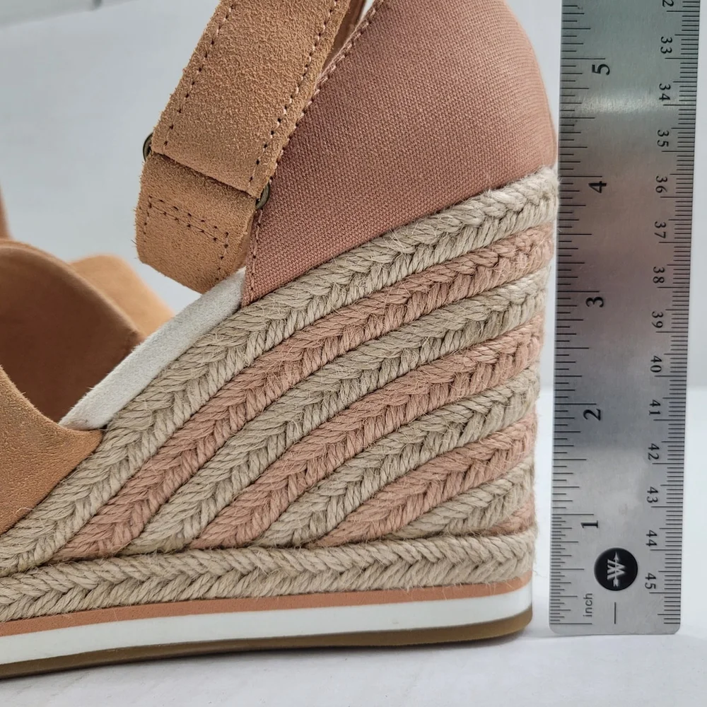 Toms Marisol Suede/Canvas Espadrille Wedge Sandals Sandy Beige Size 9 - NWOT